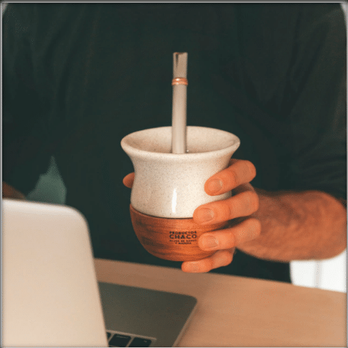 Du mate devant l'ordinateur Sol à Sol